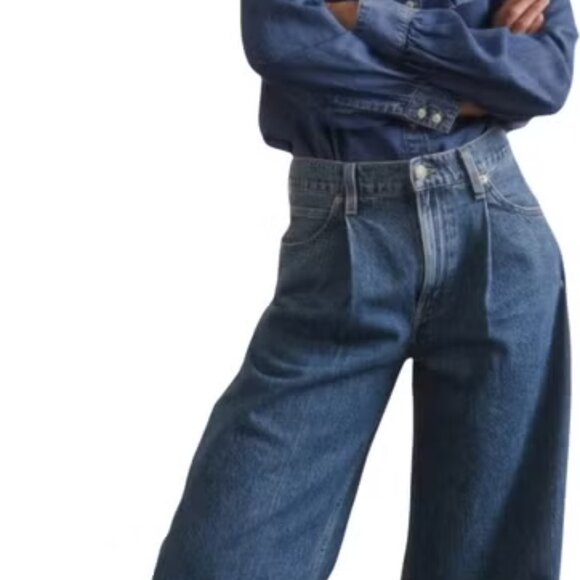 NEW LEVIS Baggy Dad Wide Leg Cause And Effect Jeans in Medium Indigo 1225 2t7 - Picture 4 of 7